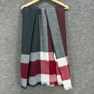 New Maurices Scarf Women Gray Plaid Acrylic Rectangle Scarf Neck Warmer Casual
